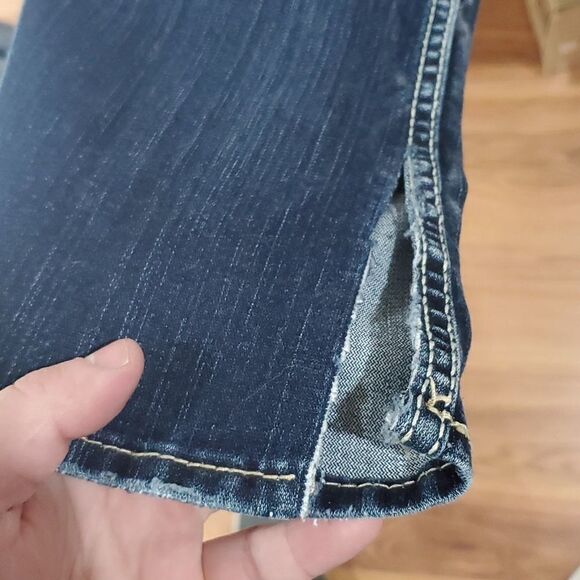 SILVER Tuesday dark wash boot cut jeans - Picture 6 of 8